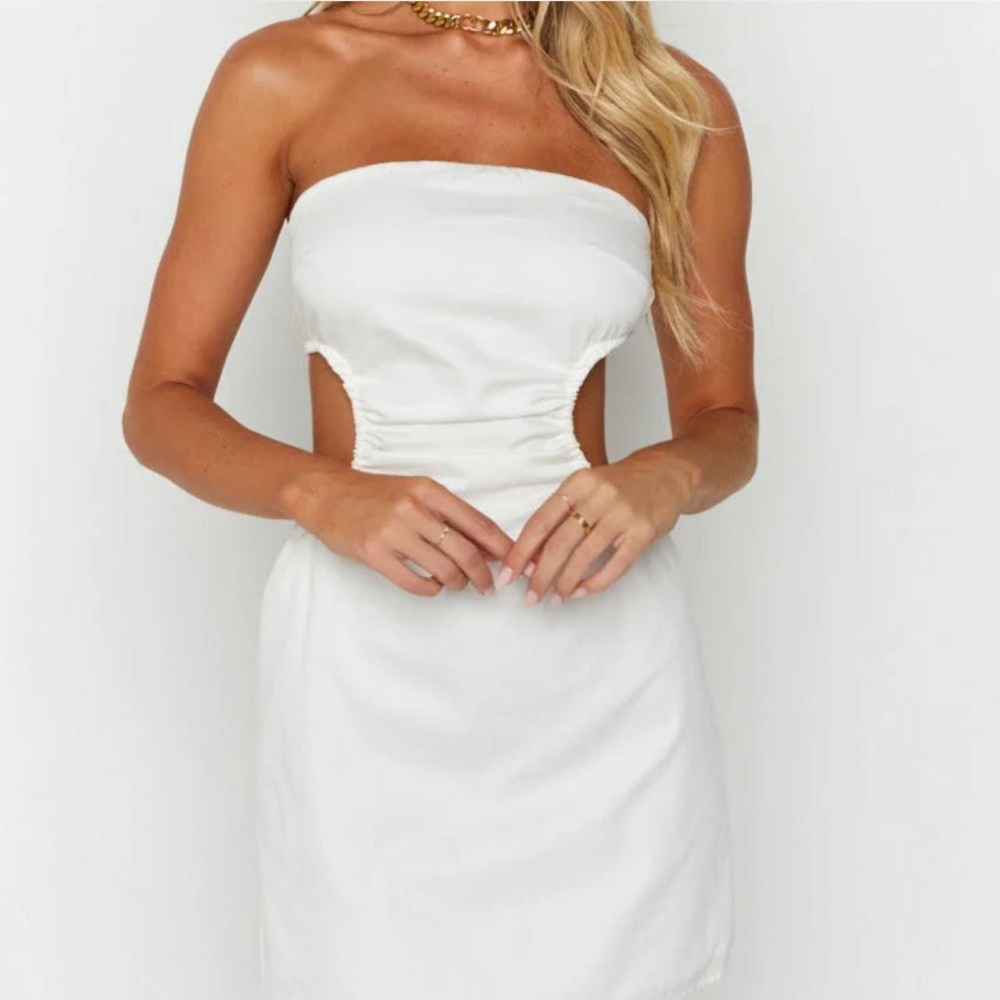 Beginning Boutique Cur-Out Dress